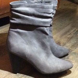 Womens Boots Faux suede Size7 $♥️Pre-SummerSale♥️$